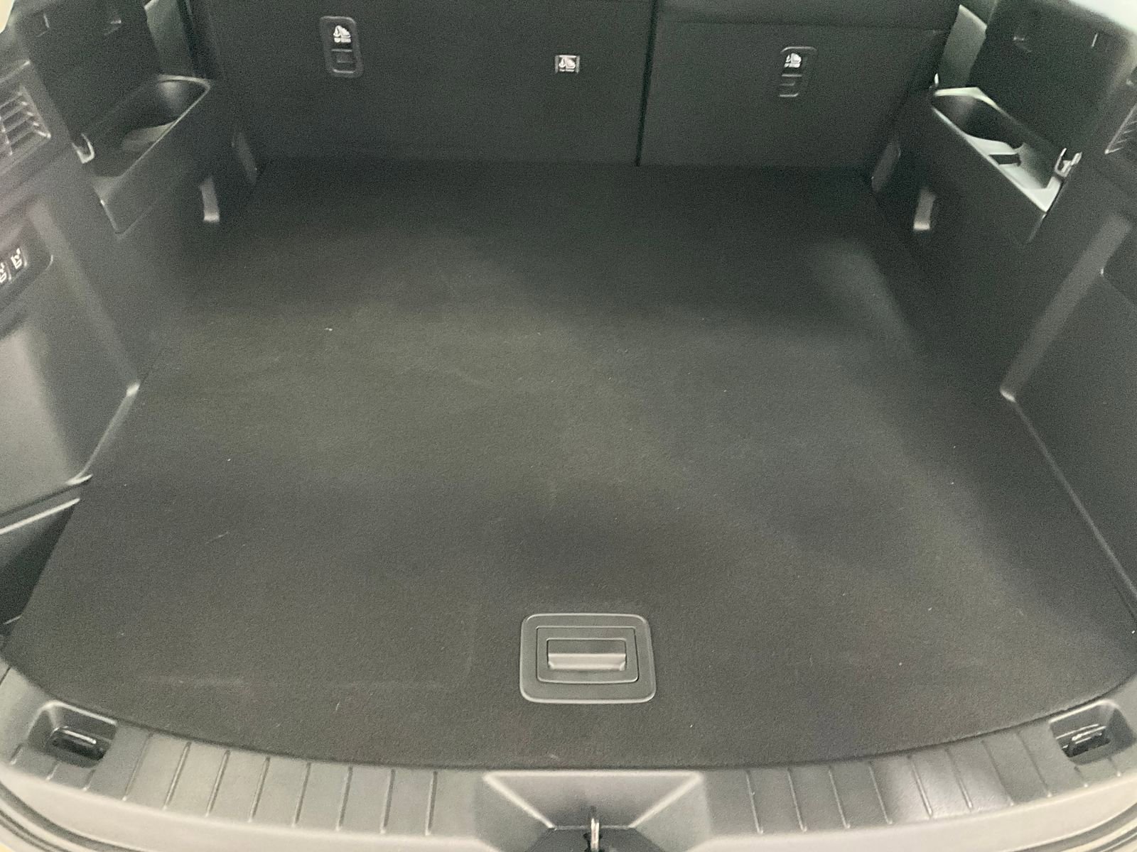 2025 Mazda CX-70 Premium Package - Photo 22