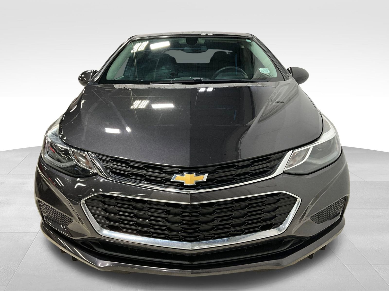 Used 2017 Chevrolet Cruze LT with VIN 1G1BE5SM6H7252774 for sale in Des Moines, IA