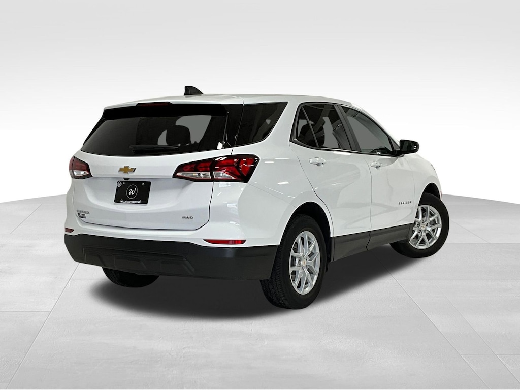 Used 2023 Chevrolet Equinox LS SUV