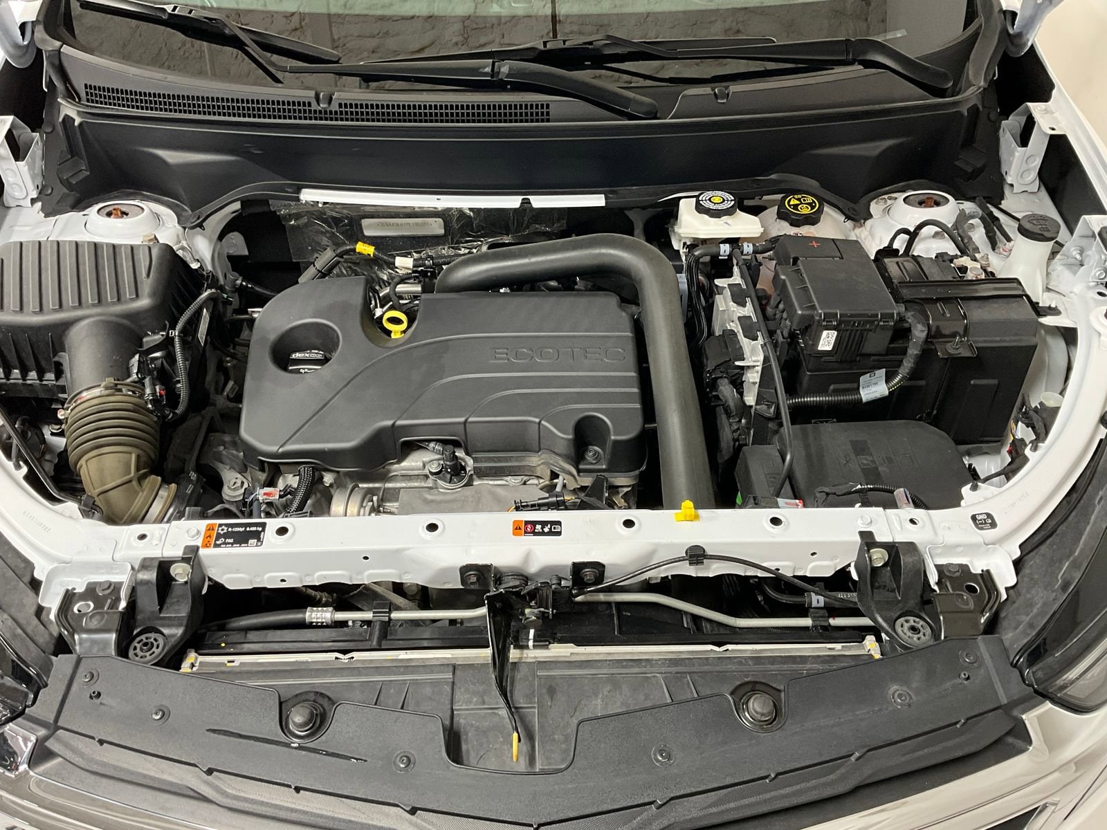 2023 Chevrolet Equinox LS - Photo 13