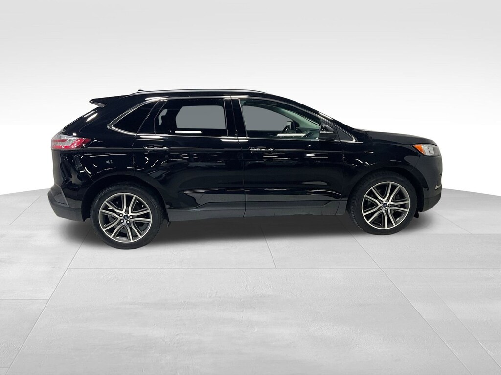 Used 2020 Ford Edge Titanium SUV