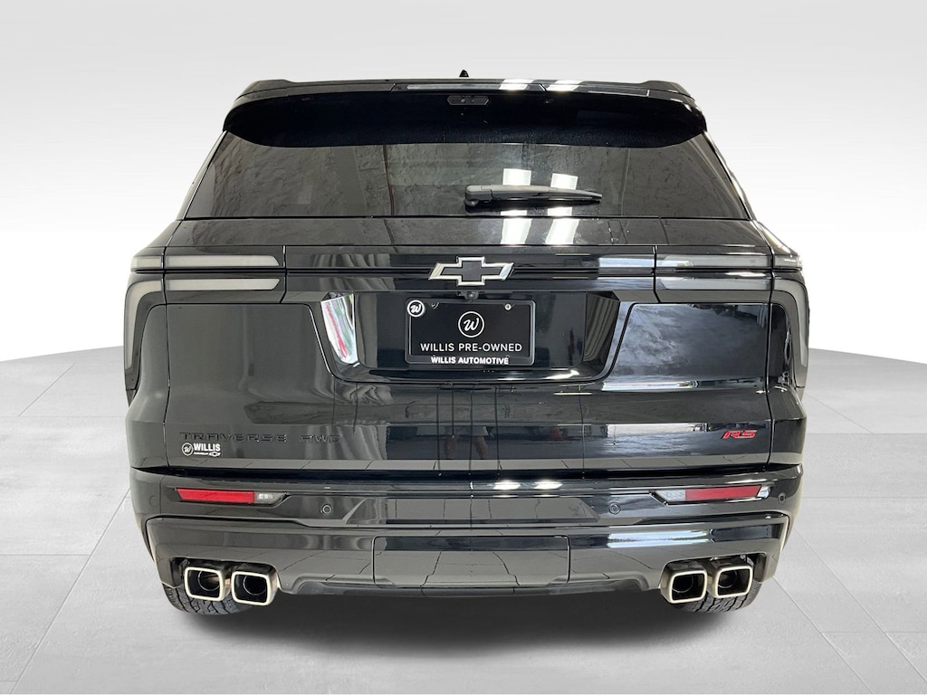 Used 2024 Chevrolet Traverse RS SUV