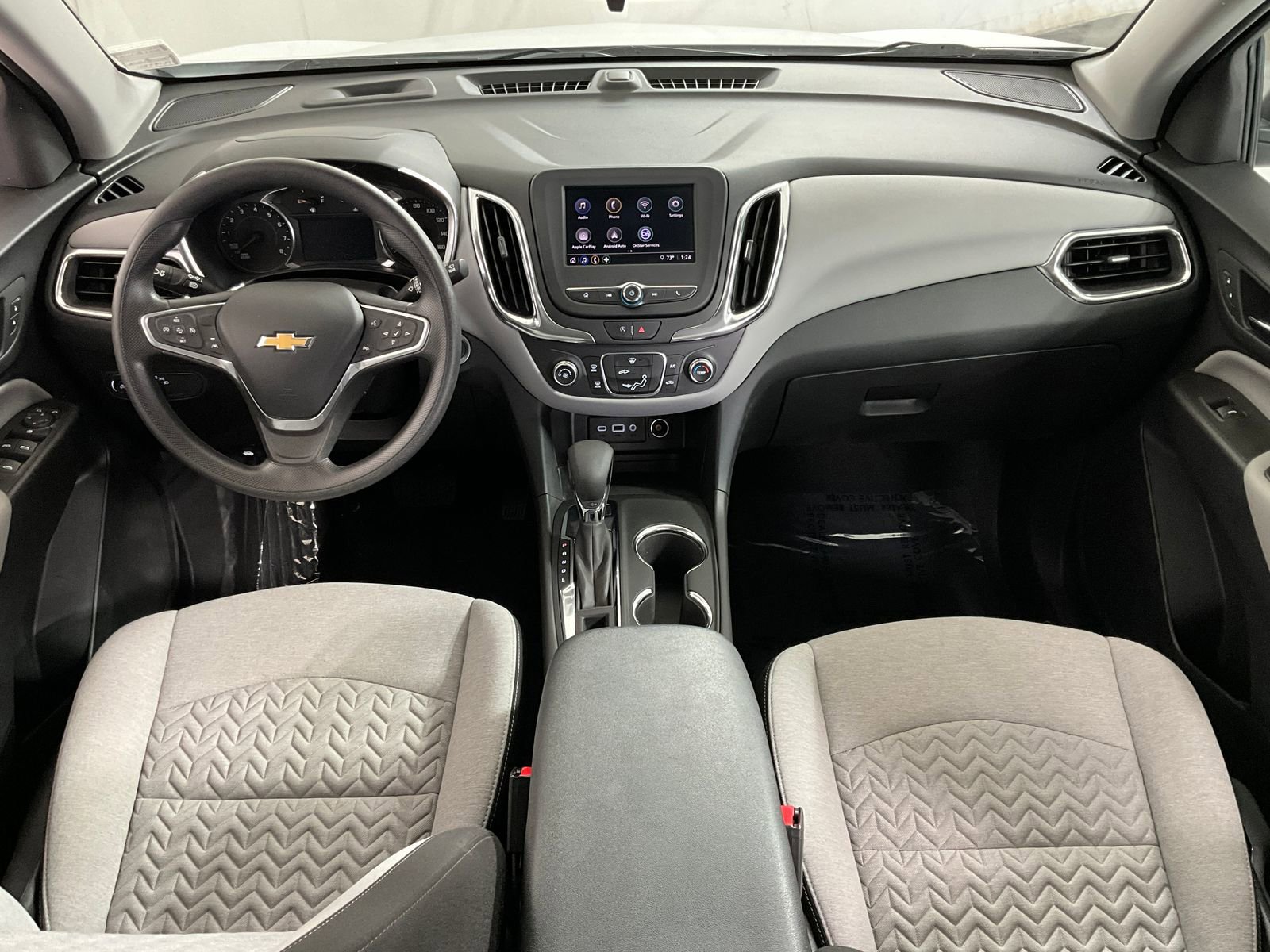 2023 Chevrolet Equinox LS - Photo 16
