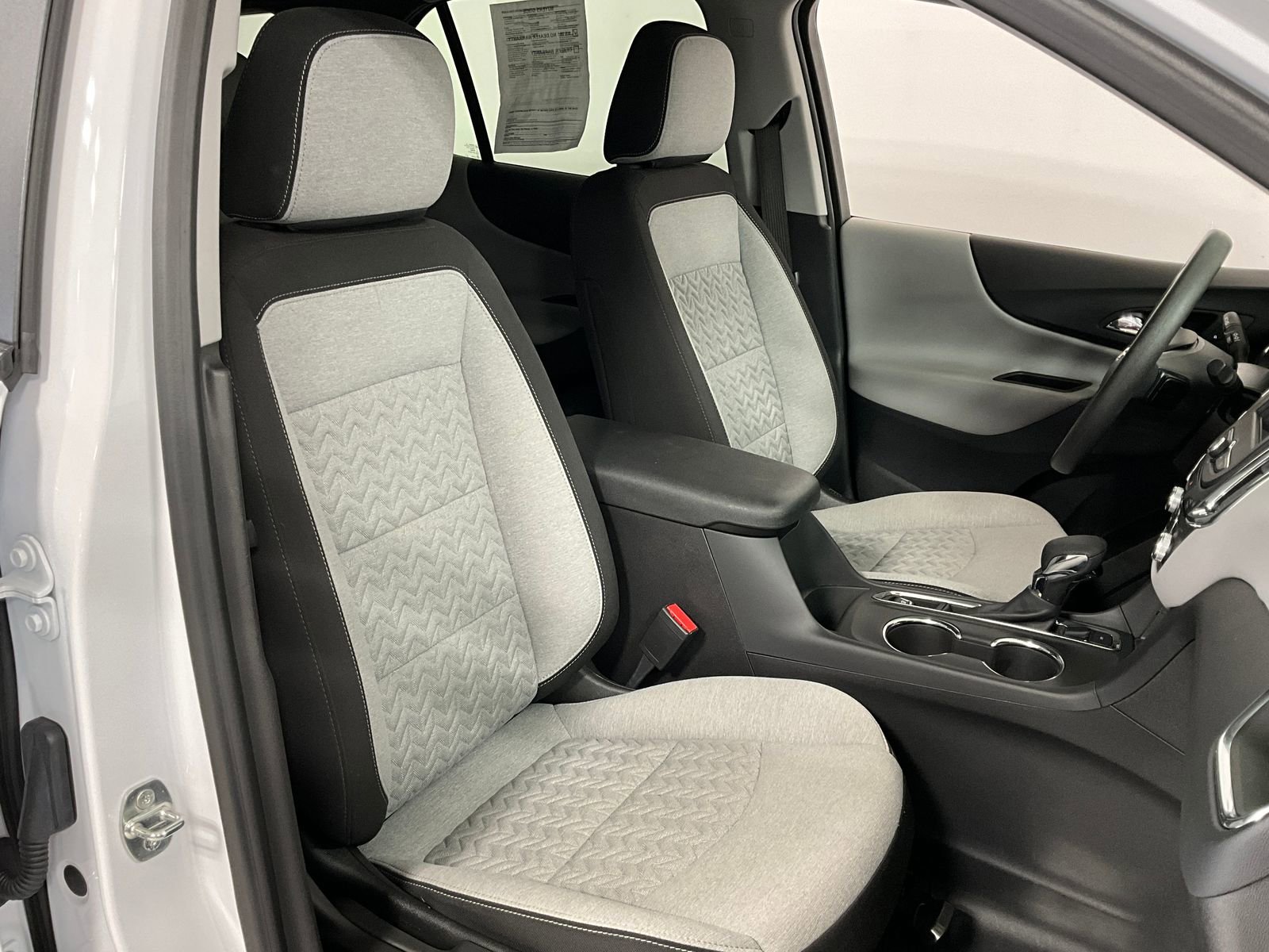 2023 Chevrolet Equinox LS - Photo 9