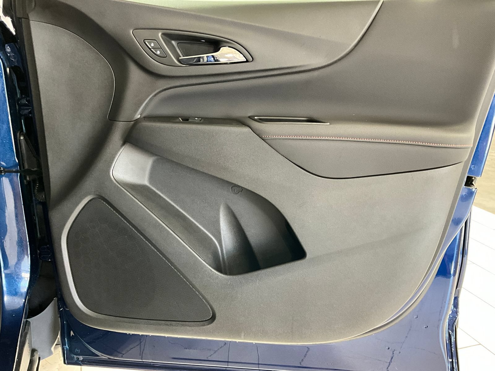 2022 Chevrolet Equinox RS - Photo 24