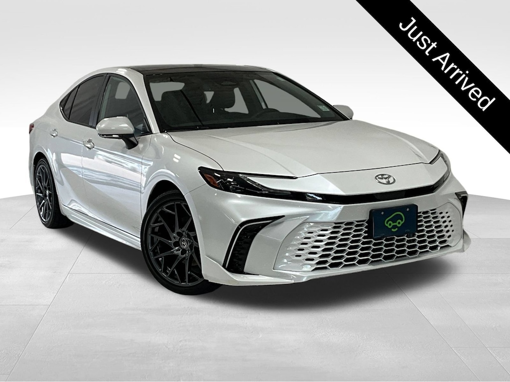 Used 2025 Toyota Camry XSE Sedan