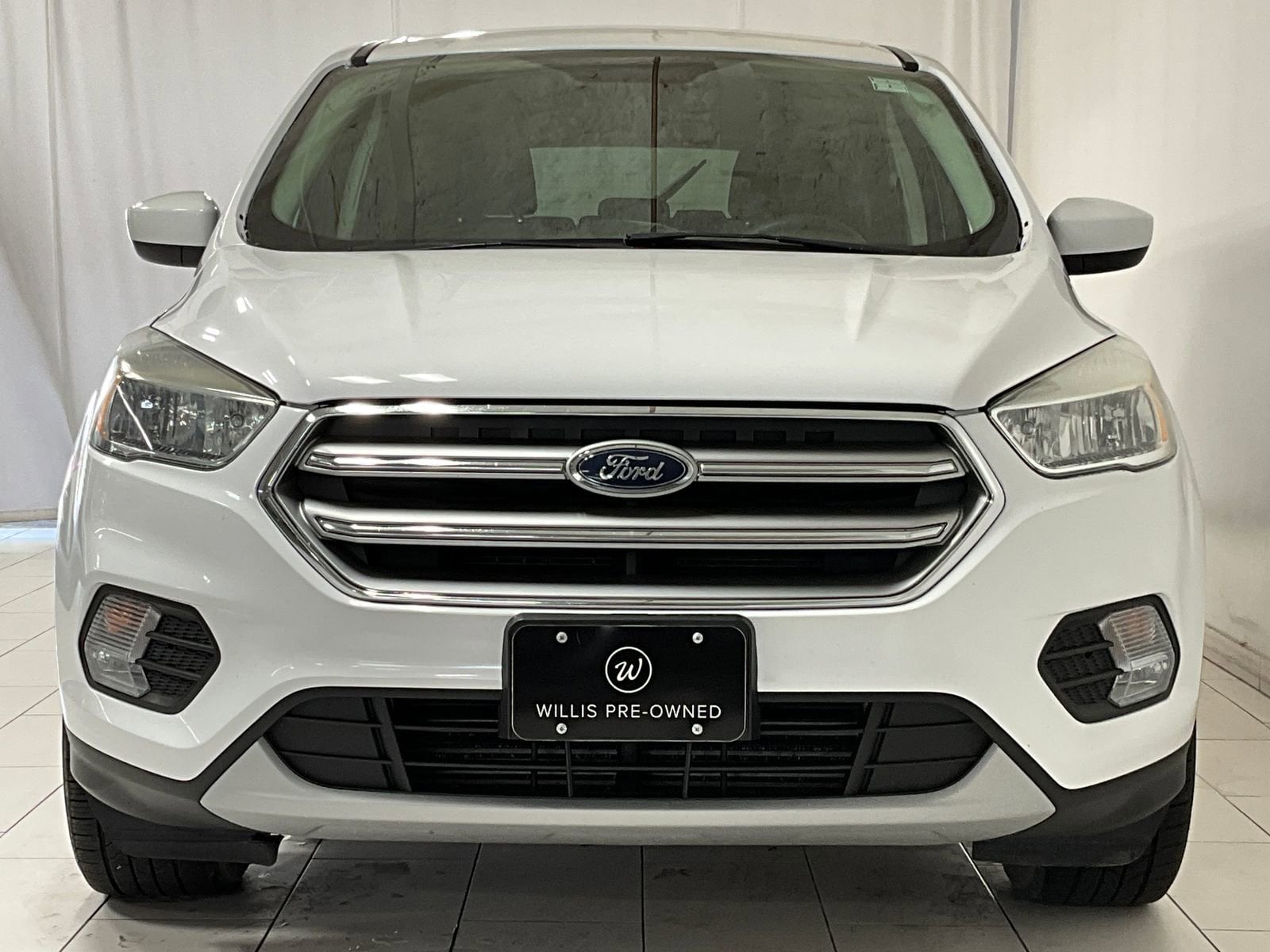 Used 2017 Ford Escape SE with VIN 1FMCU9G98HUE08031 for sale in Granger, IA