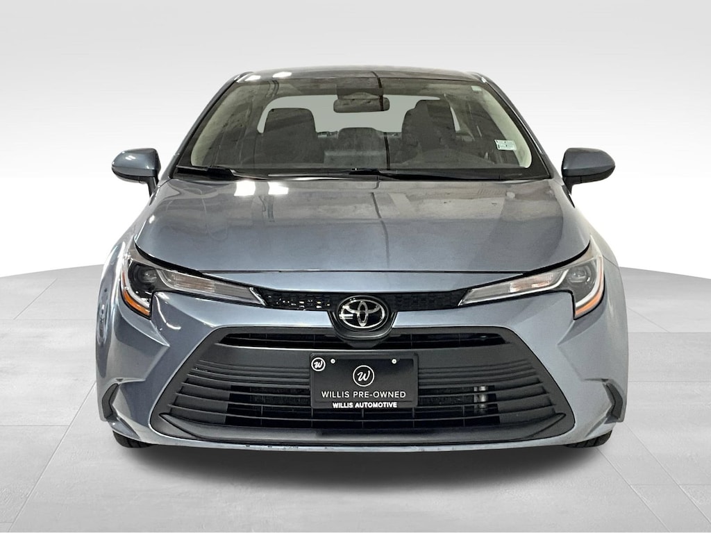 Used 2025 Toyota Corolla LE