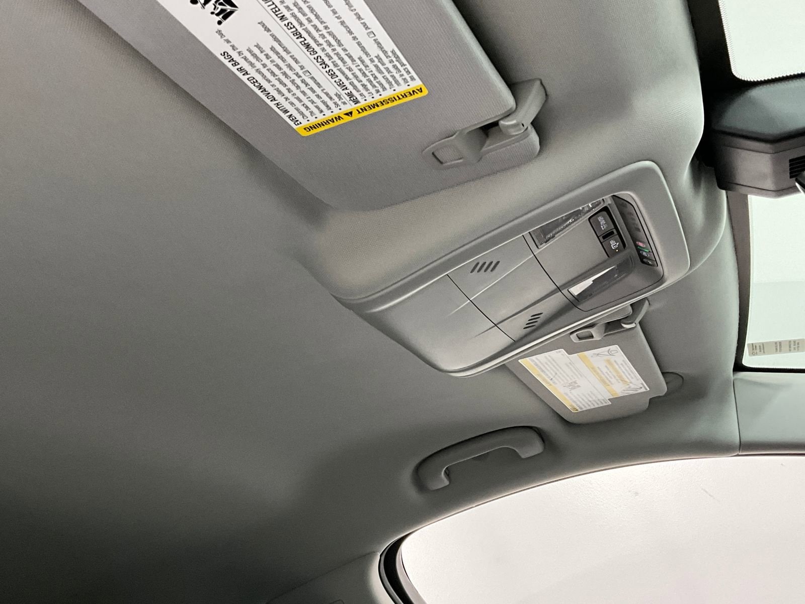 2023 Chevrolet Equinox LS - Photo 23