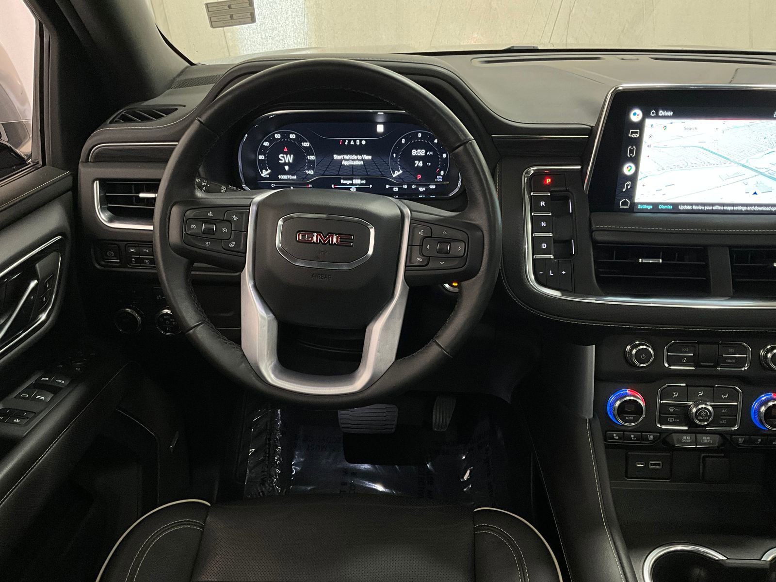 2022 Gmc Yukon XL SLT photo 2