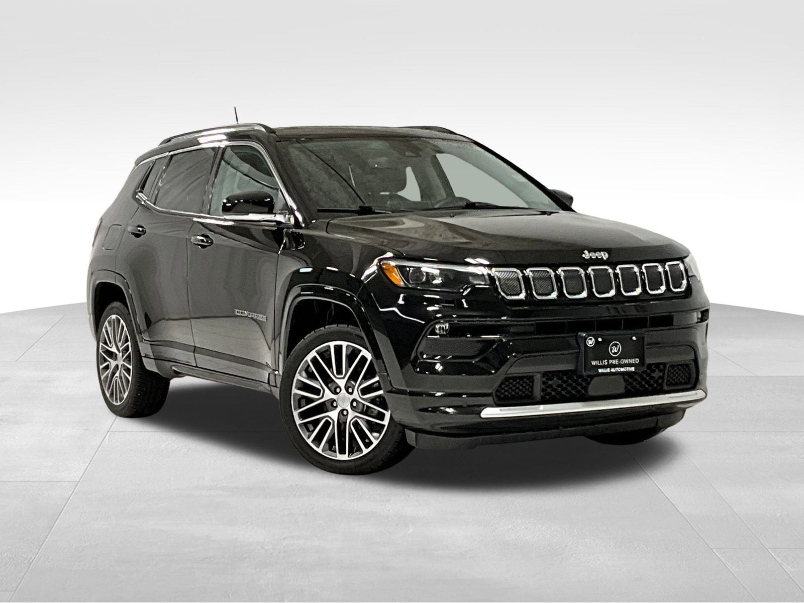 2022 Jeep Compass Limited's photo