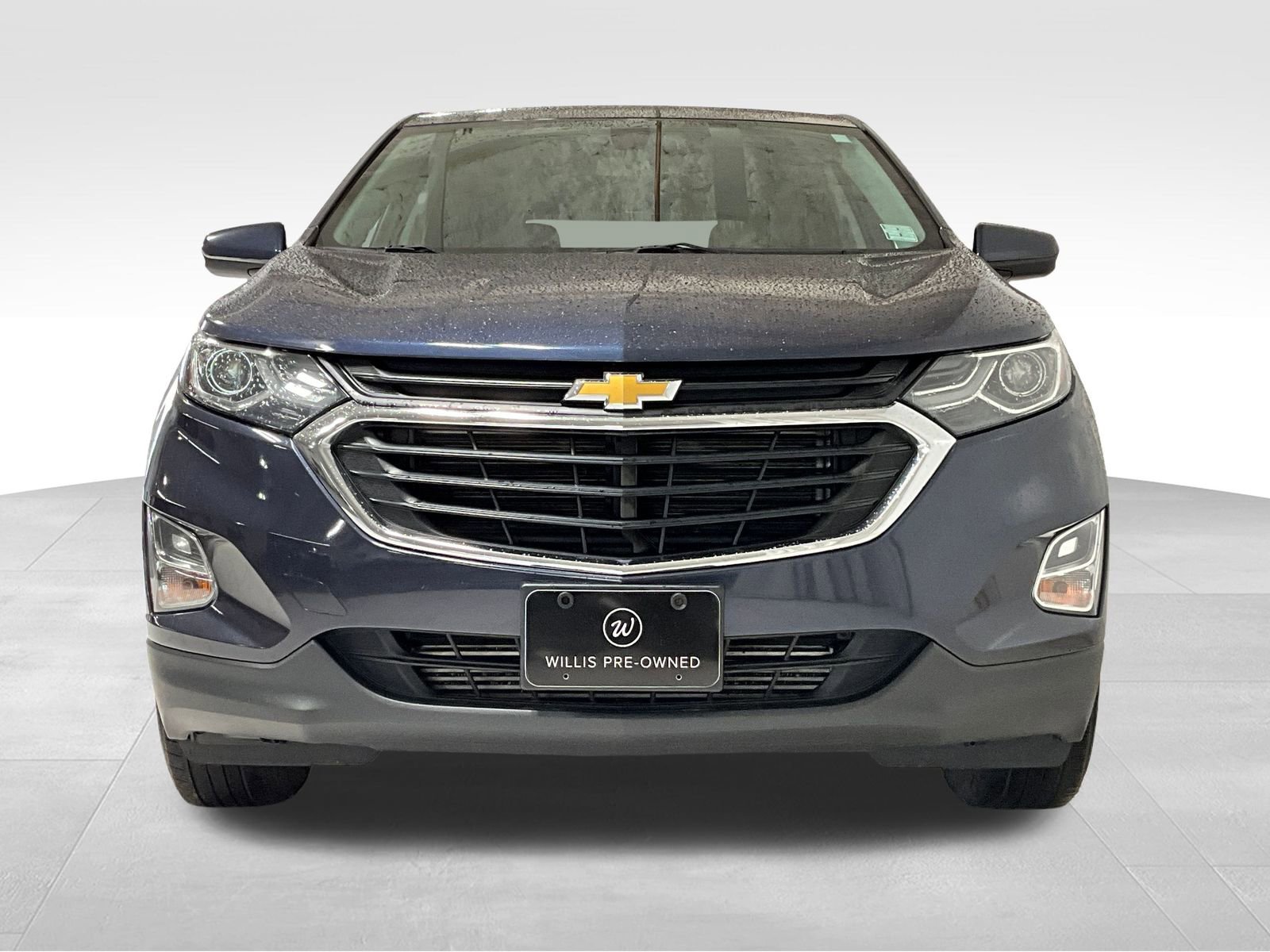 2019 Chevrolet Equinox LT photo 2