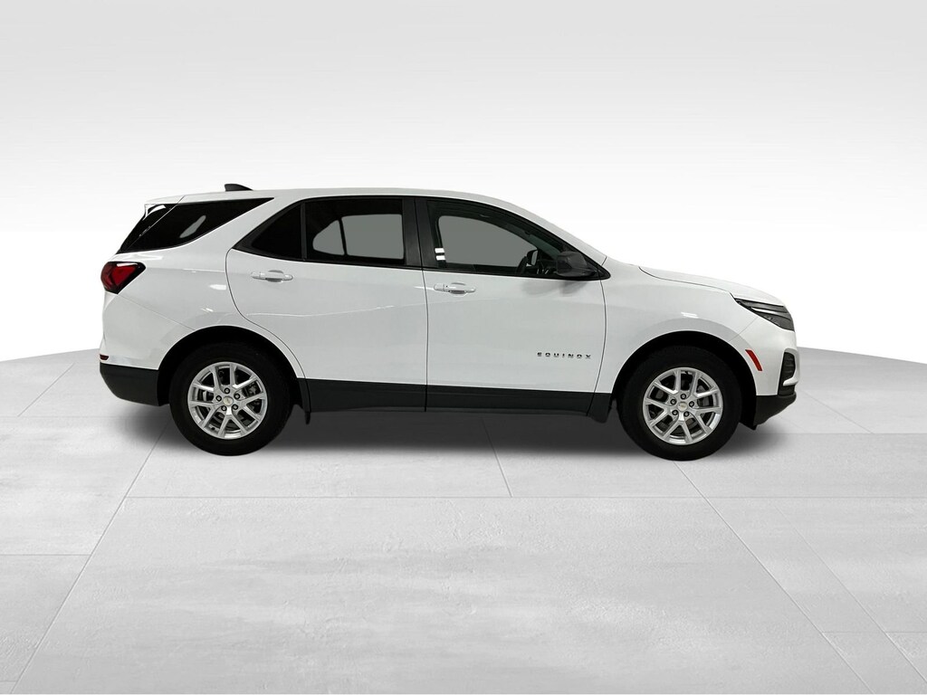 Used 2023 Chevrolet Equinox LS SUV