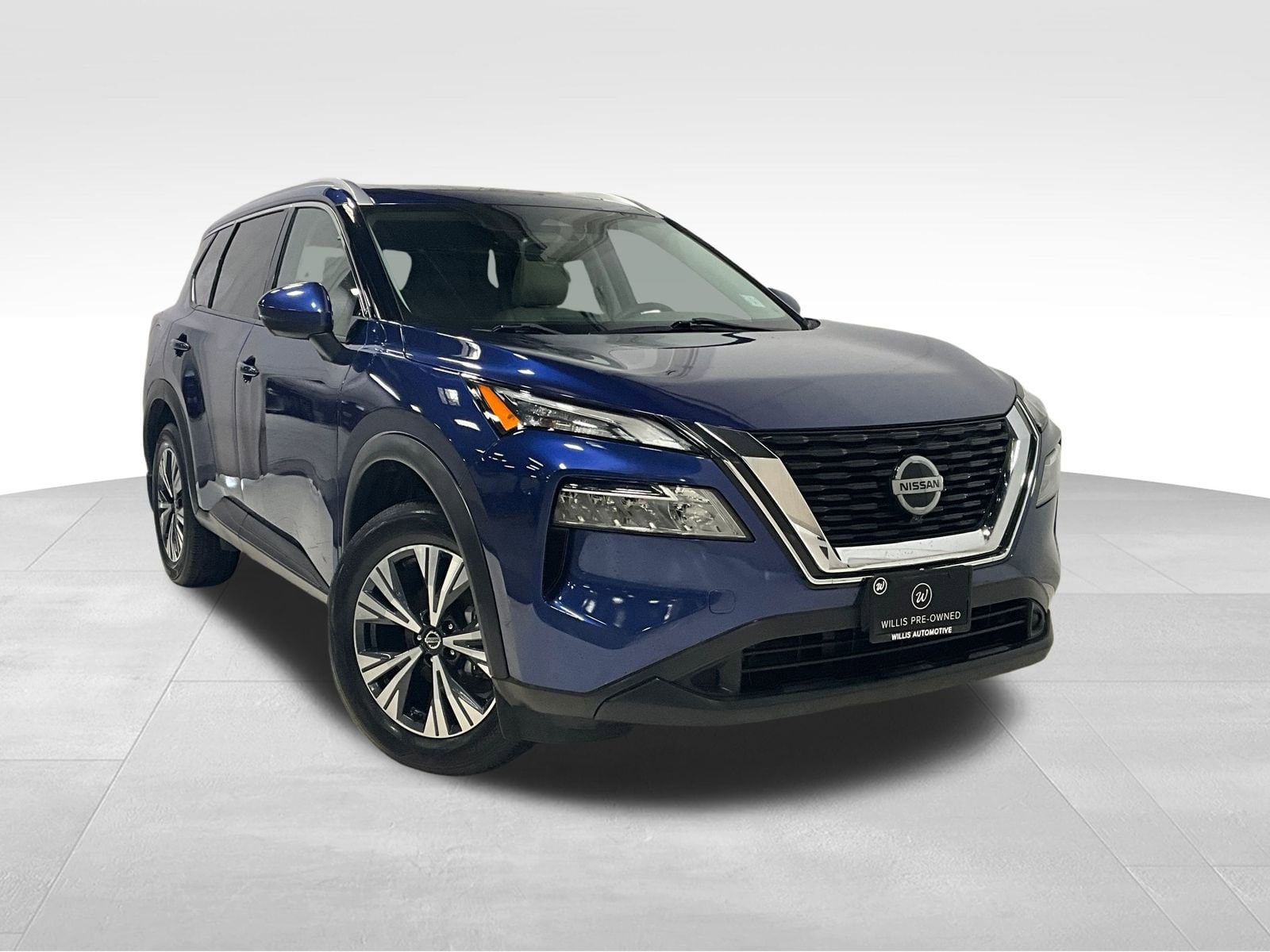 2021 Nissan Rogue SV's photo