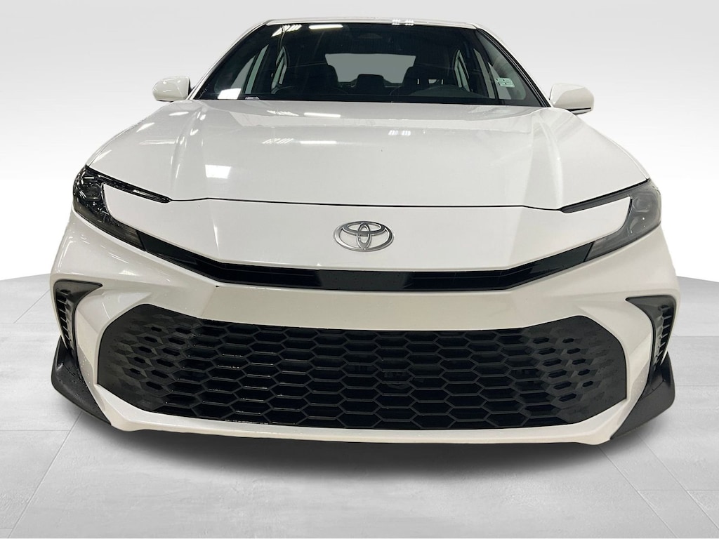 Used 2025 Toyota Camry SE SE