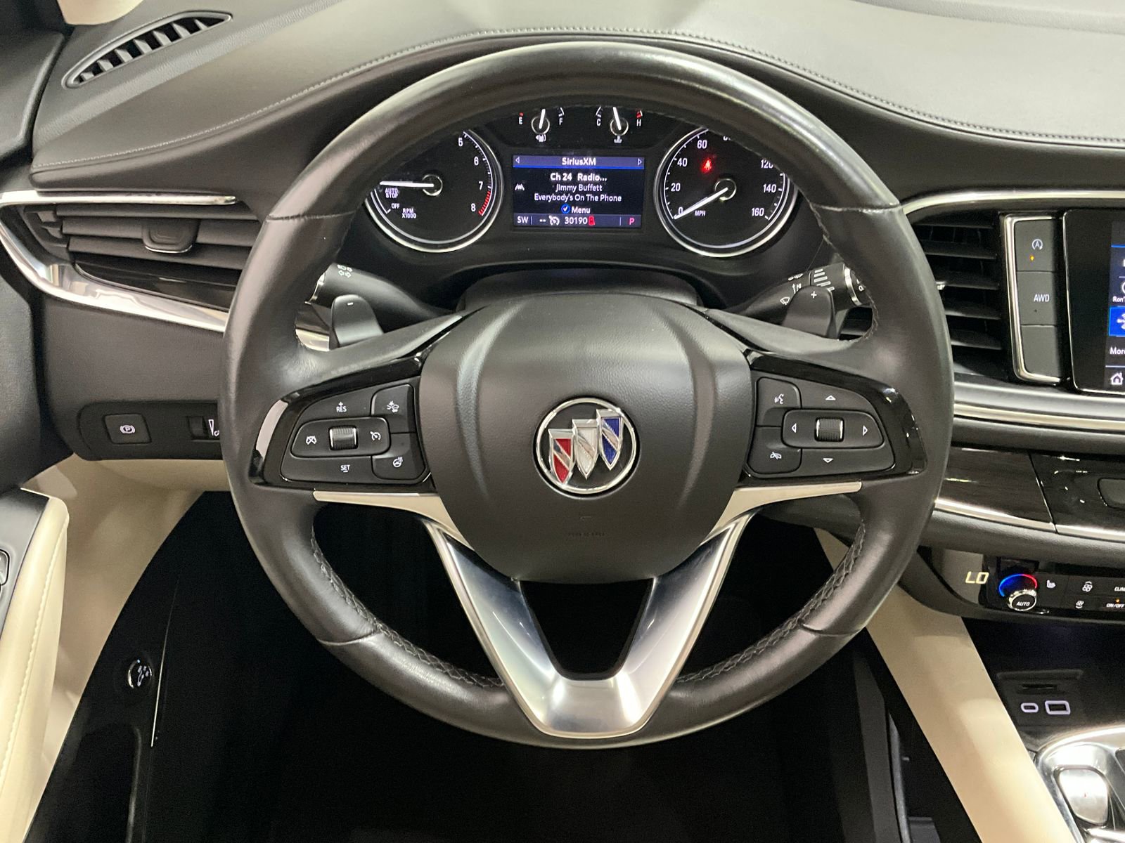 2023 Buick Enclave Essence photo 4