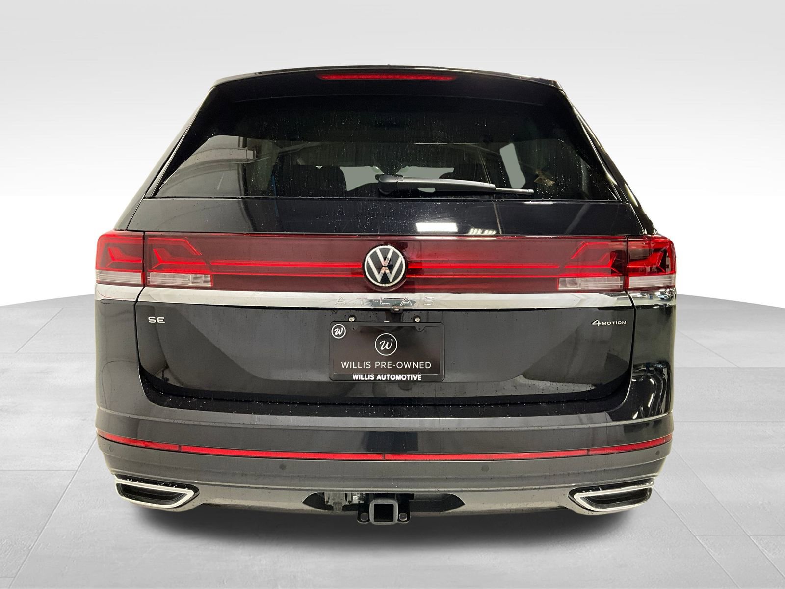 2025 Volkswagen Atlas SE Technology photo 2