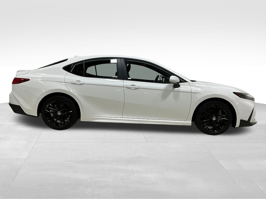 Used 2025 Toyota Camry SE SE