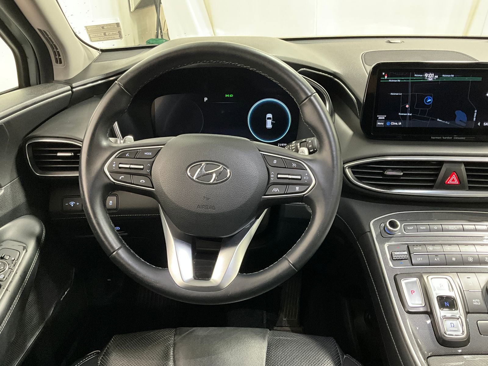 2022 Hyundai Santa Fe SEL Premium photo 3