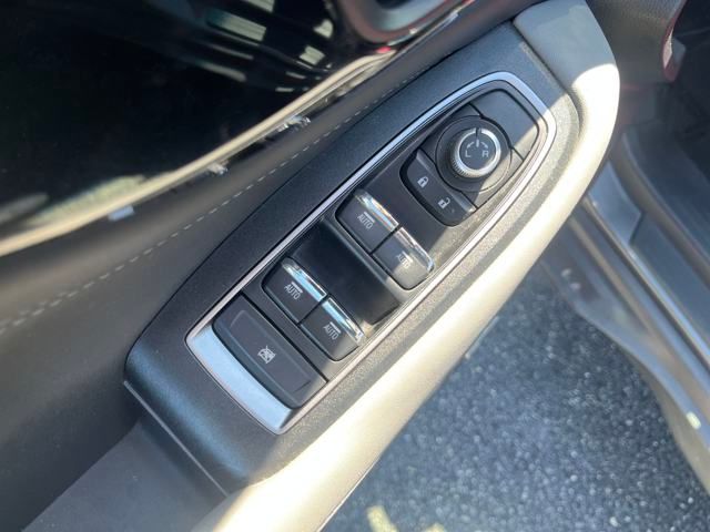 2021 Subaru Outback Limited - Photo 12