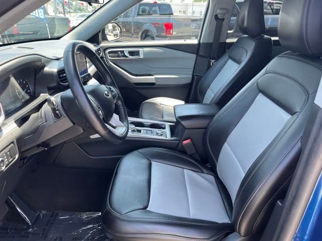 2022 Ford Explorer XLT - Photo 10