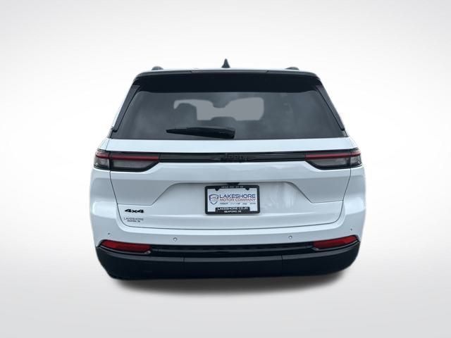 2024 Jeep Grand Cherokee Laredo Altitude X photo 4