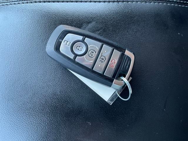 2022 Ford Explorer XLT - Photo 25