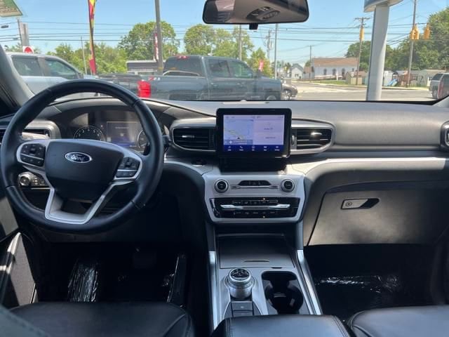 2022 Ford Explorer XLT - Photo 14