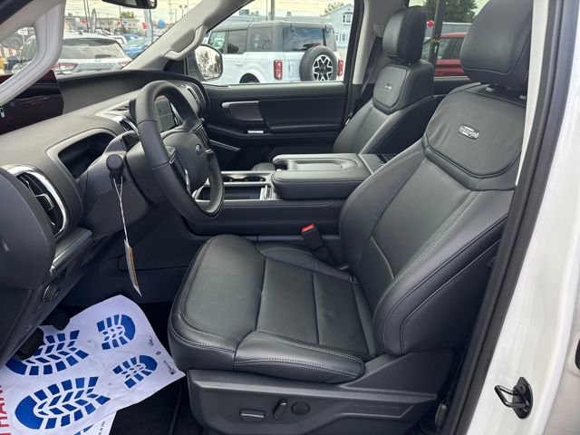 2025 Ford Expedition Platinum - Photo 10