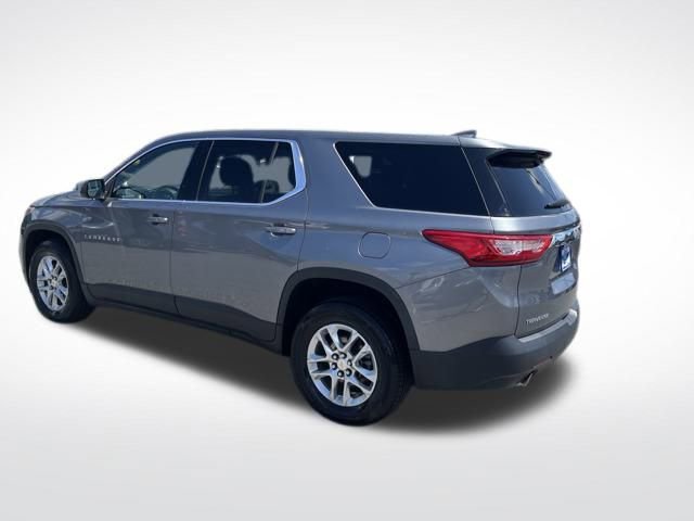 2021 Chevrolet Traverse LS photo 3