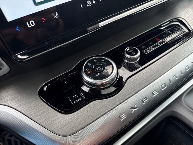 2025 Ford Expedition Platinum - Photo 23