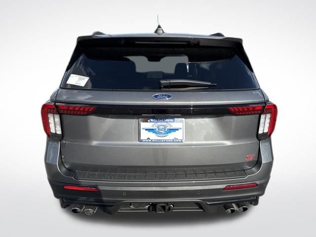2025 Ford Explorer ST photo 3