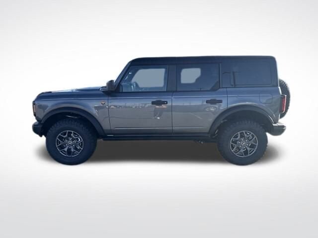 2025 Ford Bronco Badlands photo 2