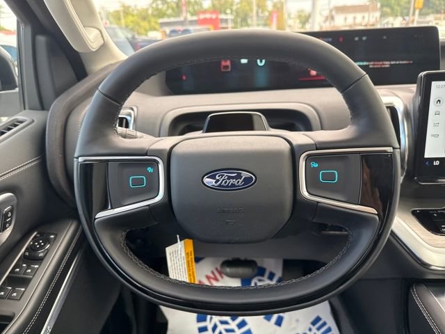 2025 Ford Expedition Platinum - Photo 15