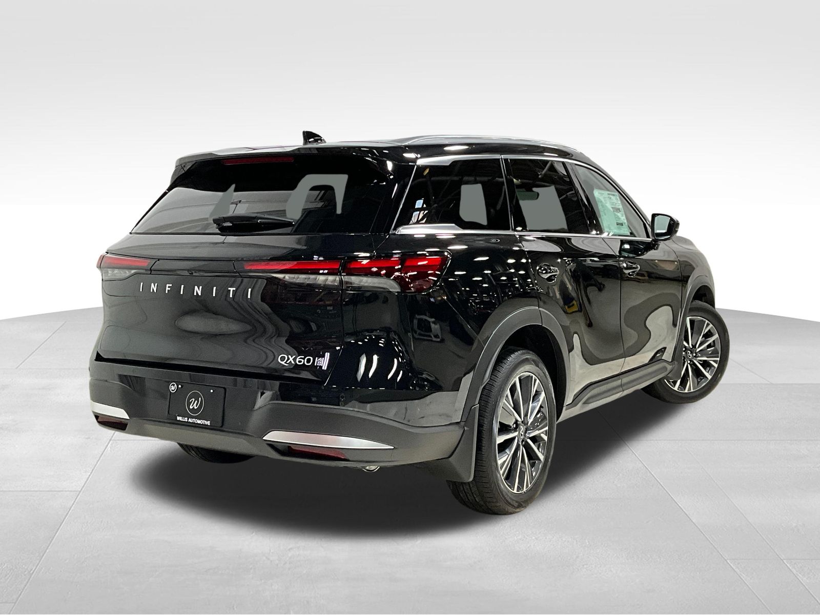 View vehicle photo 4