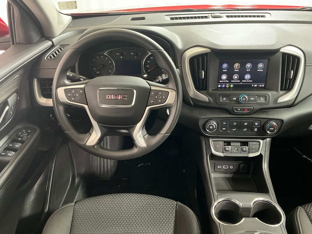 Used 2024 GMC Terrain SLE SUV