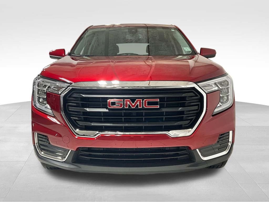 Used 2024 GMC Terrain SLE SUV
