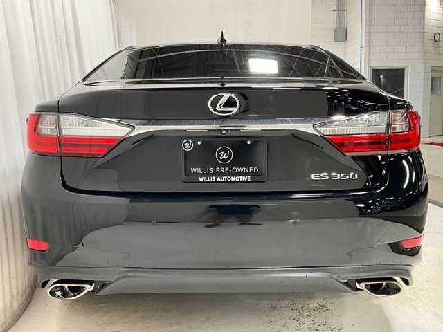 Image 3 of Used 2017 LexusES
