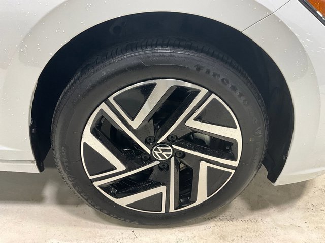 Image 8 of Used 2024 VolkswagenJetta