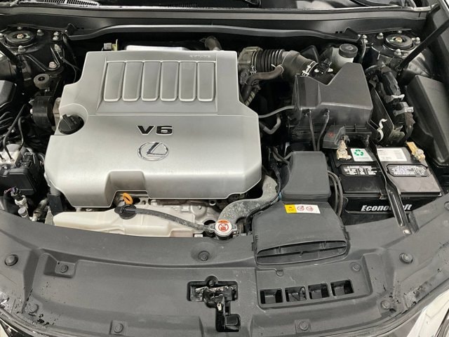 Image 9 of Used 2017 LexusES