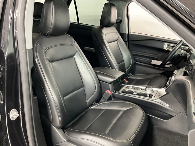 Image 6 of Used 2020 FordExplorer