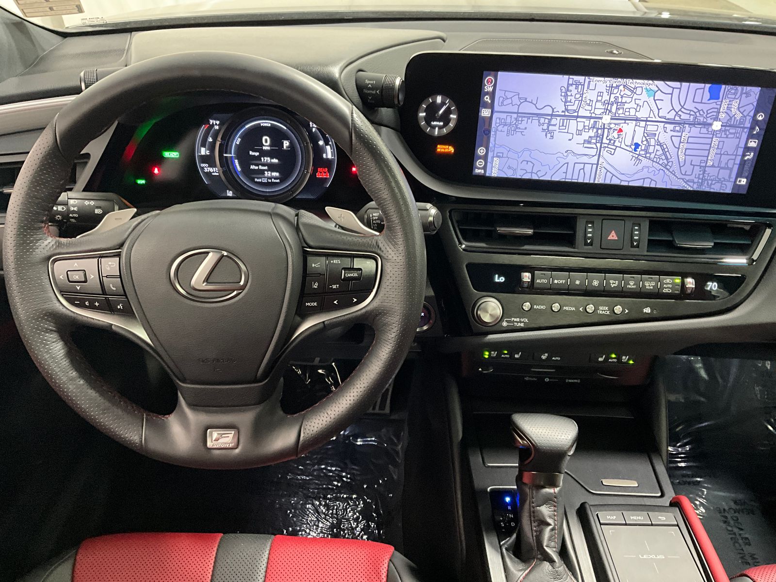 Image of Certified Pre Owned 2022 LexusES