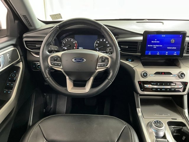 Image 4 of Used 2020 FordExplorer