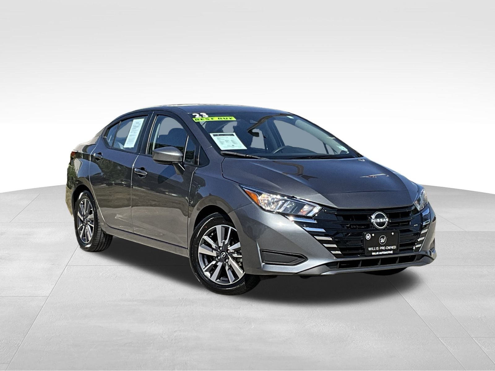 2023 Nissan Versa Sedan
