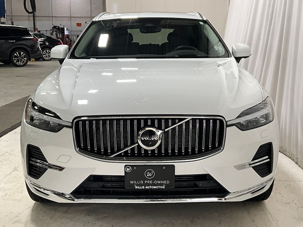 Used 2022 Volvo XC60 Recharge Plug-In Hybrid T8 Inscription Expression SUV