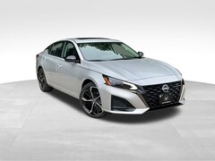2025 Nissan Altima SR Sedan