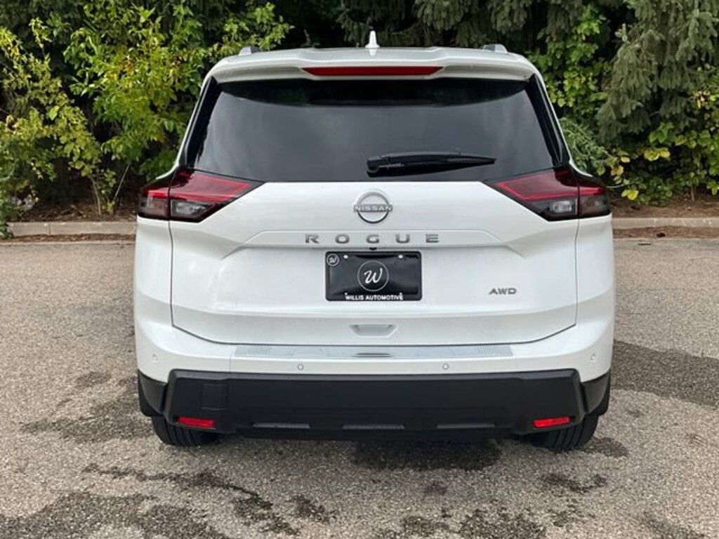 New 2026 Nissan Rogue SV SUV