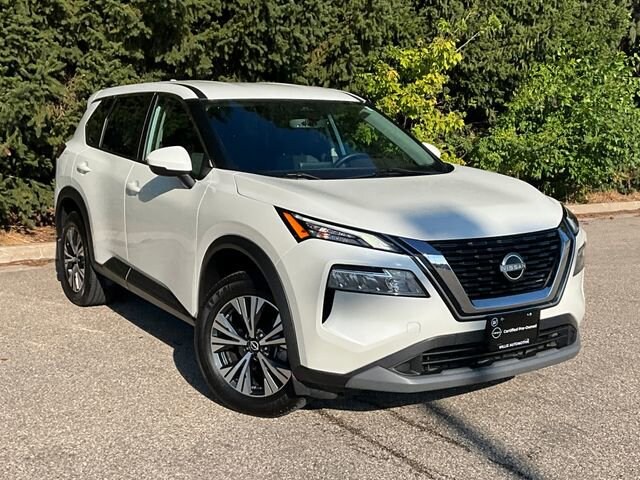 2022 Nissan Rogue SV photo 4