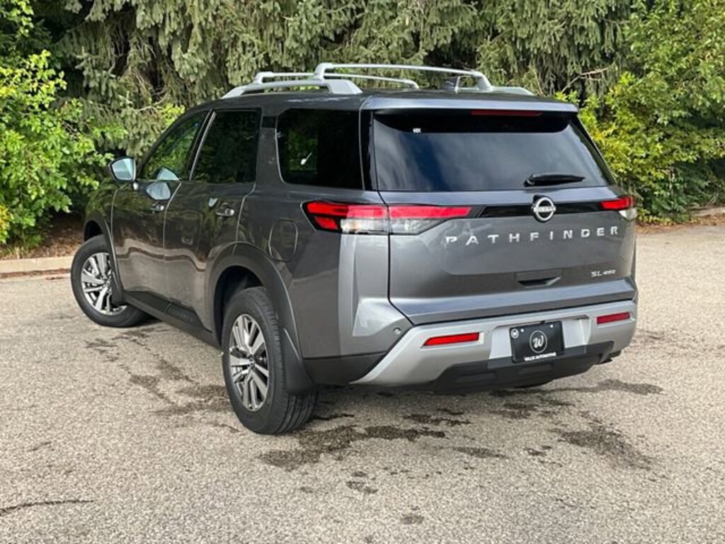 New 2025 Nissan Pathfinder SL SUV
