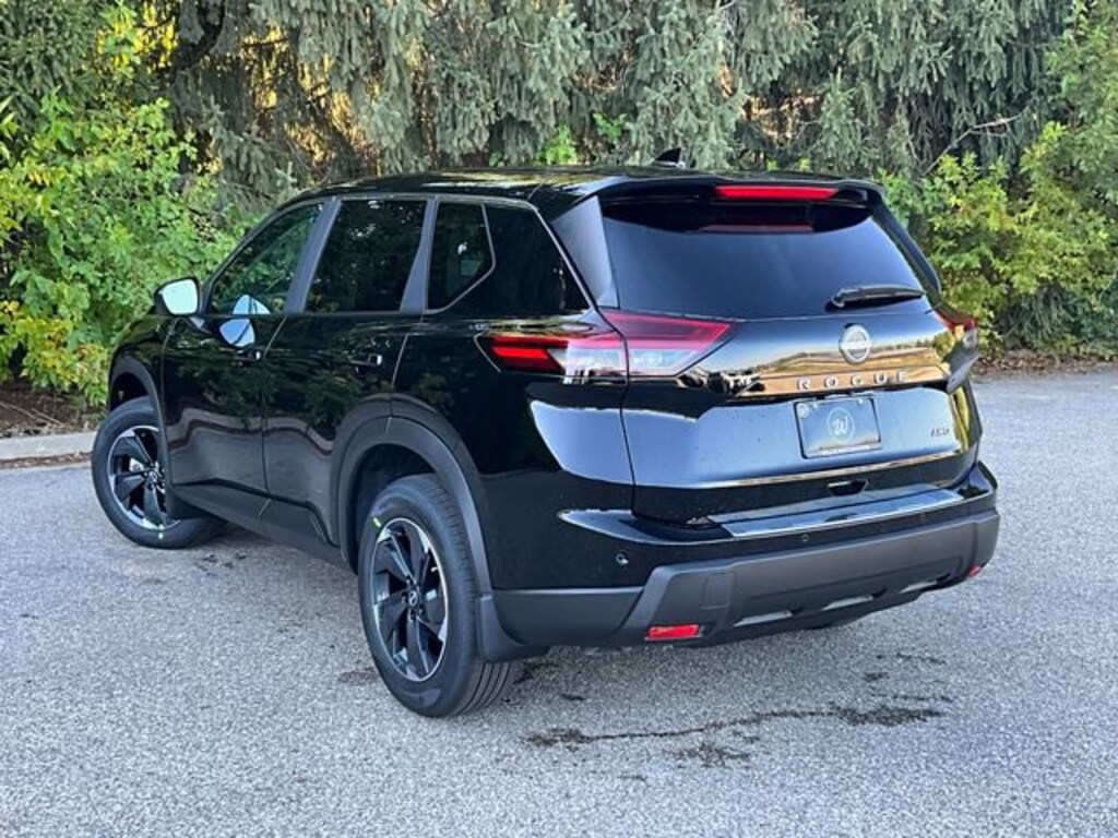 New 2026 Nissan Rogue SV SUV